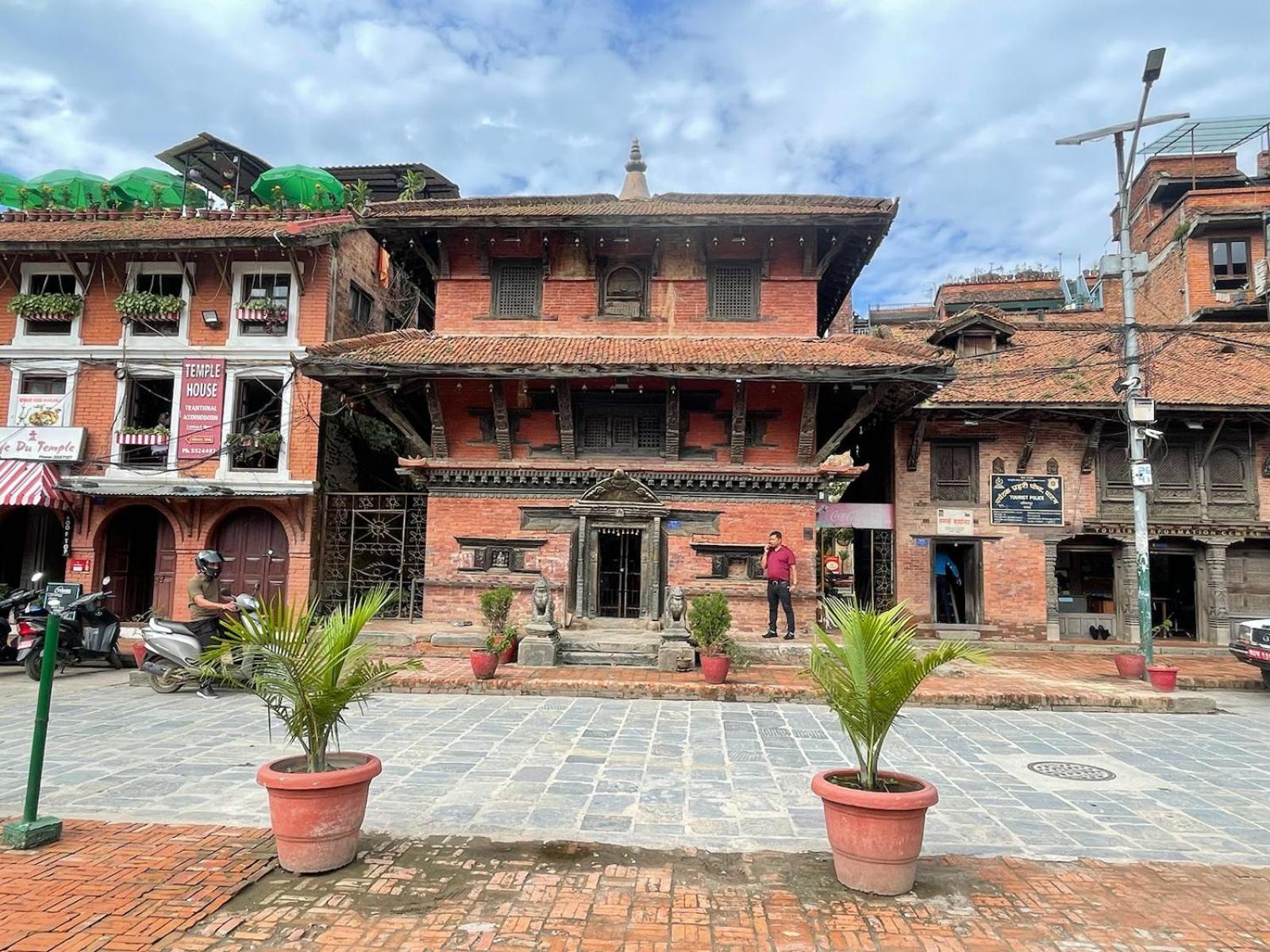 Patan Square - 2 Km From Patan Durbar Square Hotell Eksteriør bilde